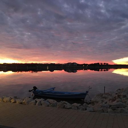 Amazing View Apartments Nin Bagian luar foto
